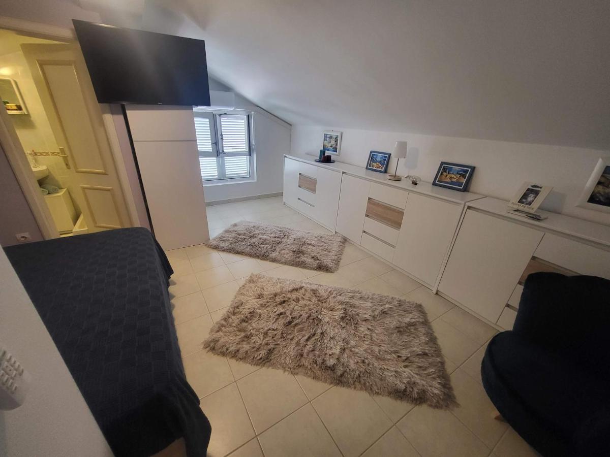 Sea View Novalja Apartment Екстериор снимка